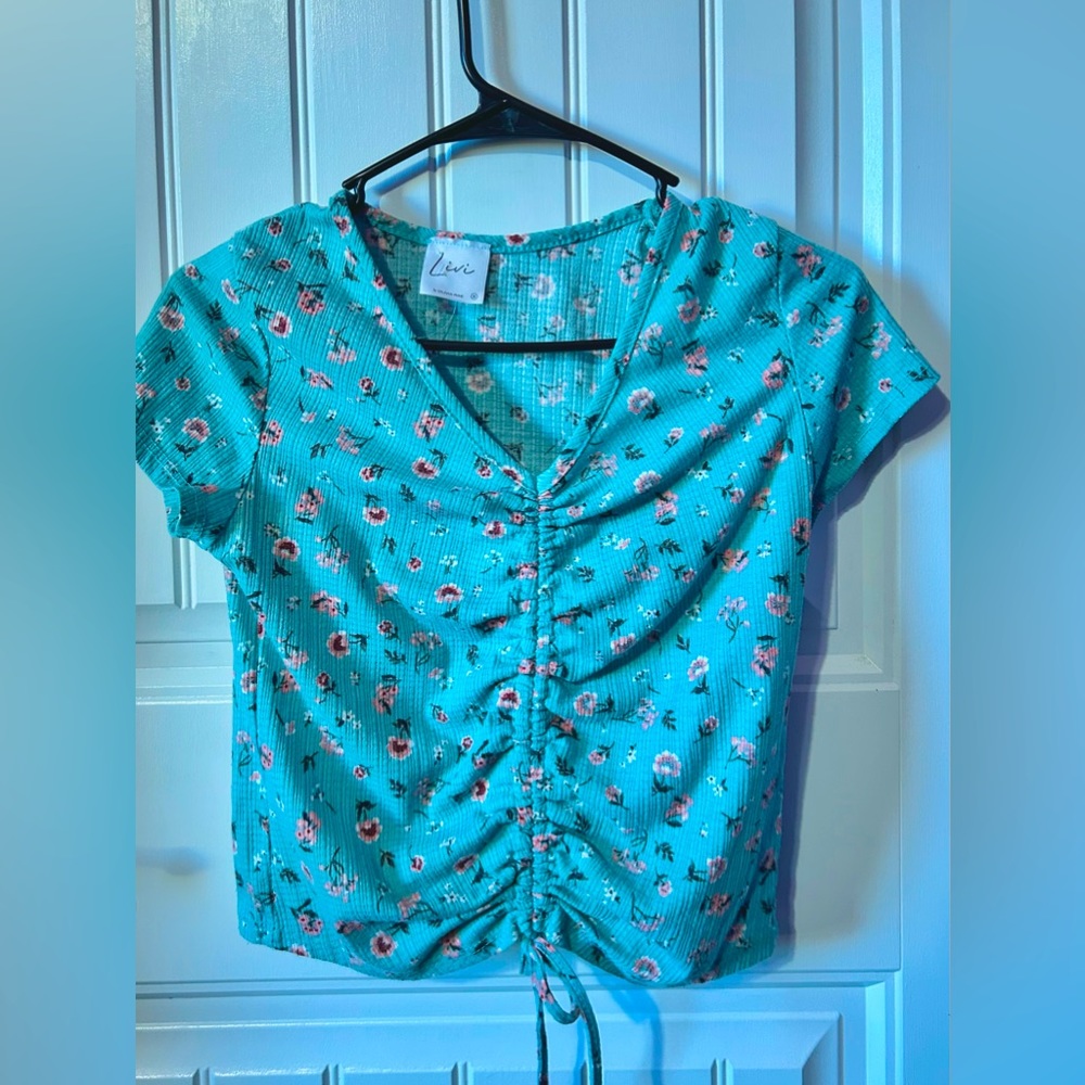 Tight Fit Crop Top Blue Floral